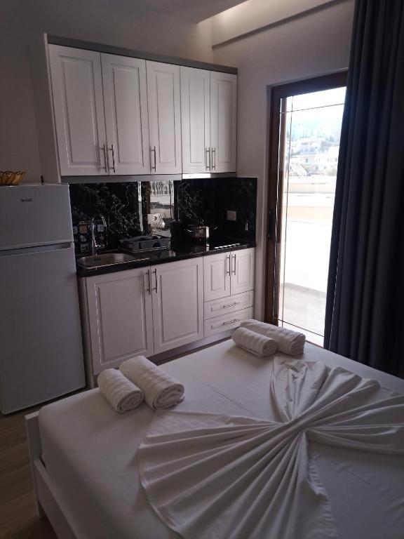 קסאמיל Hotel Opolonia מראה חיצוני תמונה