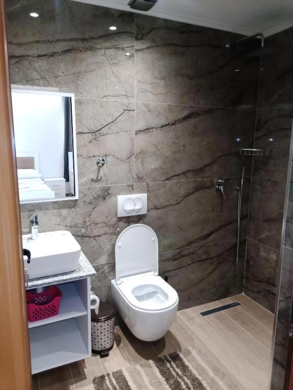 קסאמיל Hotel Opolonia מראה חיצוני תמונה